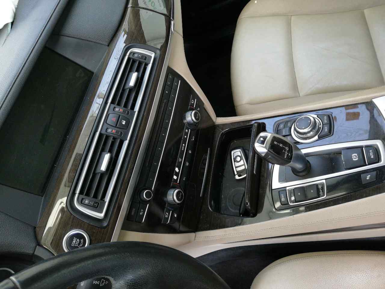 BMW 7 Series F01/F02 (2008-2015) Galinių dešinių durų langų pakėlimo mygtukas 9204862 19909075