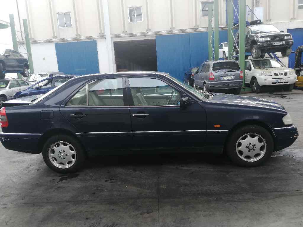 FORD C-Class W202/S202 (1993-2001) Охлаждающий радиатор VALEO, VALEO+731805 19712186