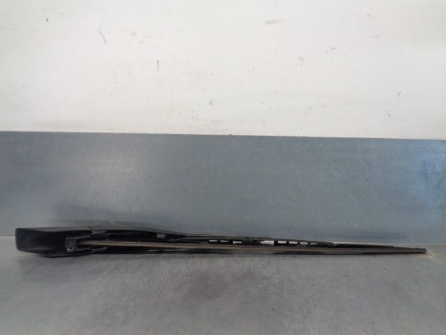 MERCEDES-BENZ C-Class W202/S202 (1993-2001) Front Wiper Arms 19892967
