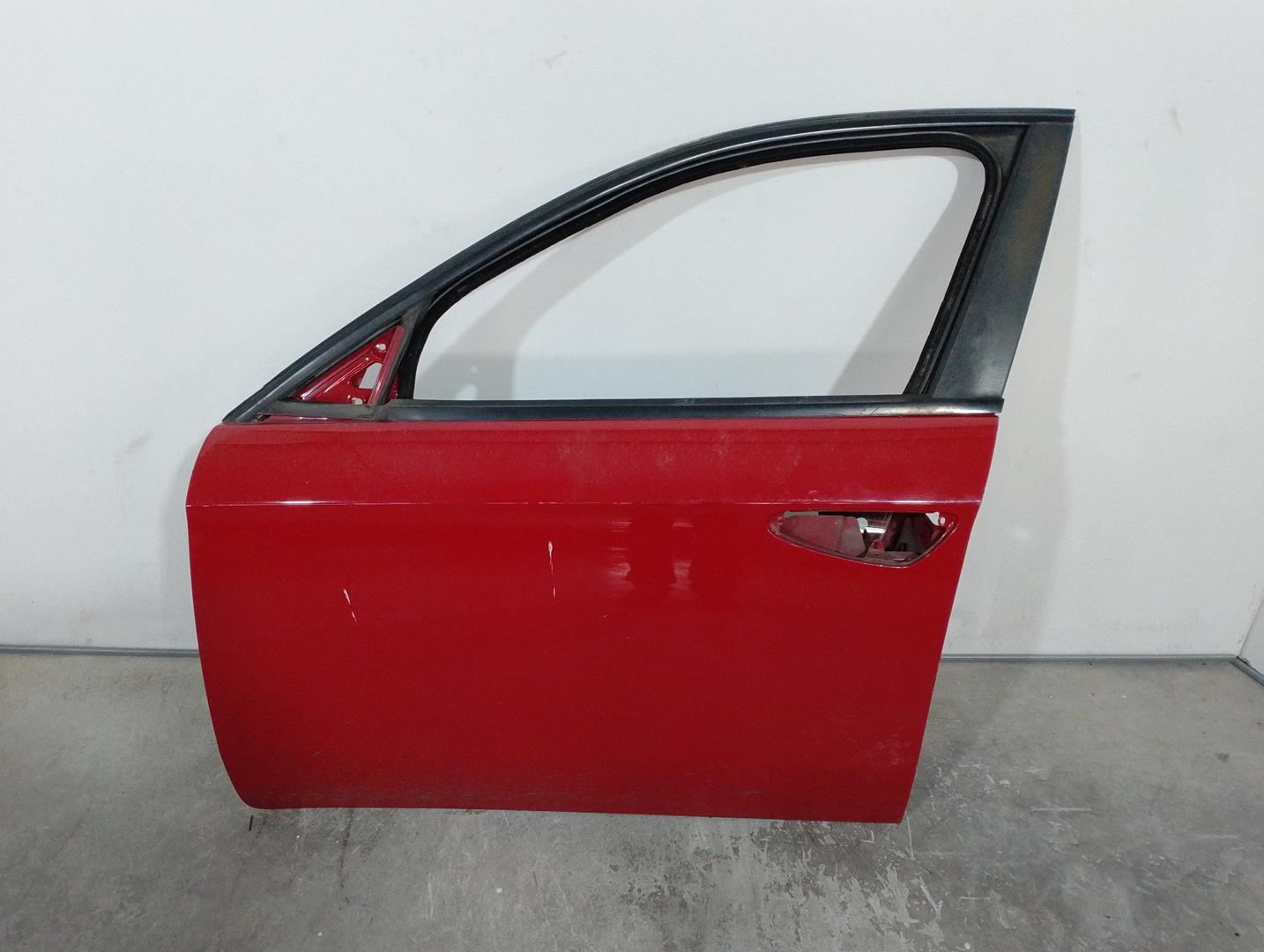 ALFA ROMEO 159 1 generation (2005-2011) Front Left Door 60688170, ROJA, 5PUERTAS 19895153