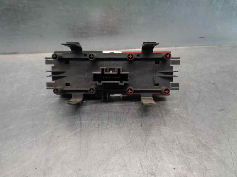 AUDI Megane 2 generation (2002-2012) Avārijas poga 8200407415,8200095493+ 19758212