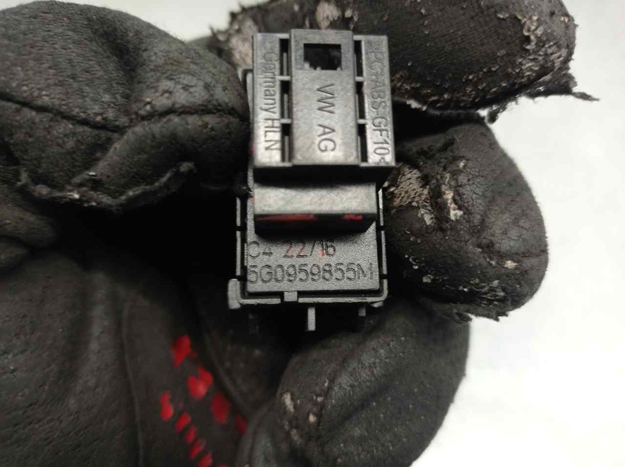 VOLKSWAGEN Passat B8 (2014-2023) Rear Right Door Window Control Switch 5G0959855M+ 19847795