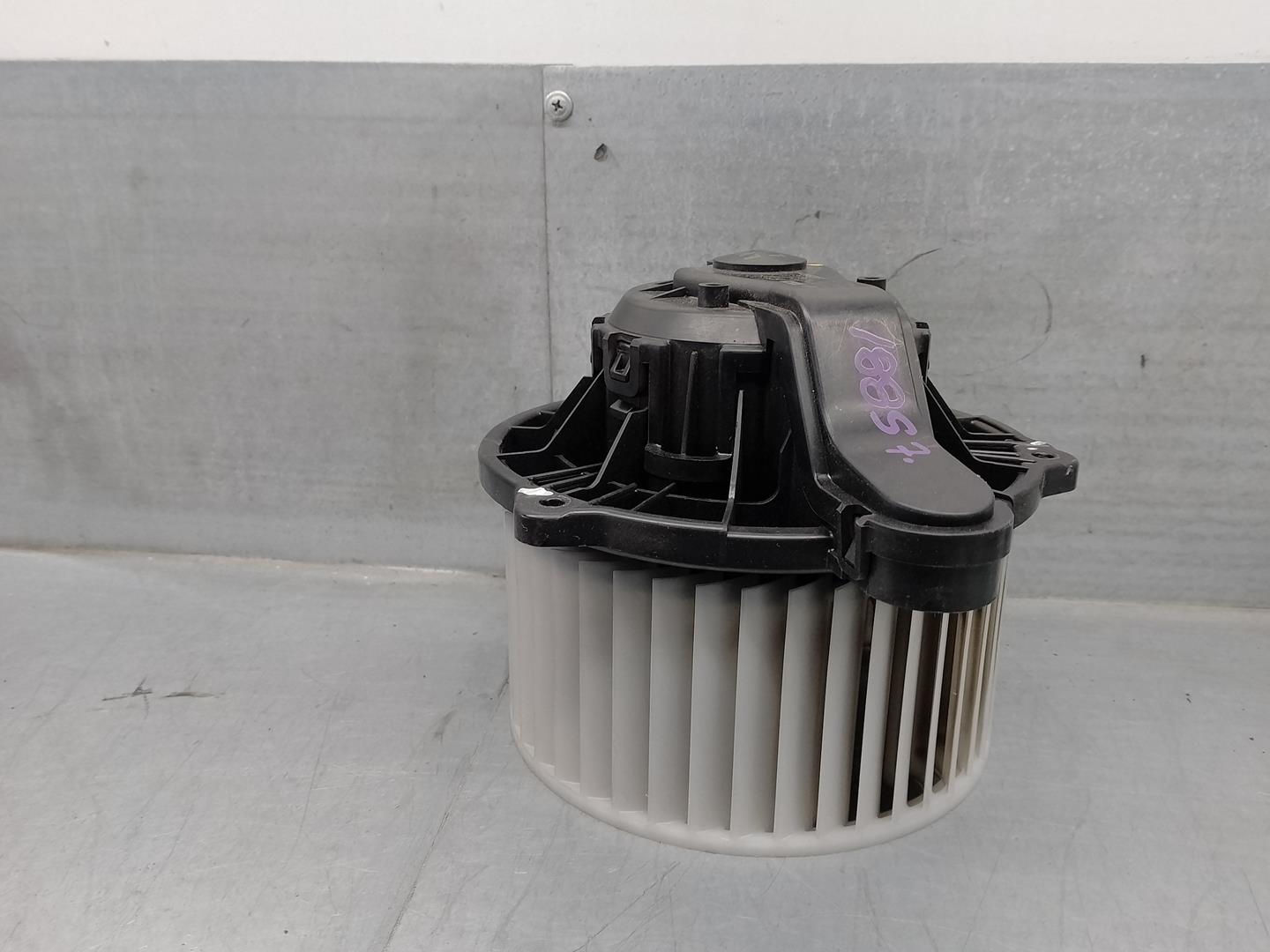 HYUNDAI ix35 1 generation (2009-2015) Нагревательный вентиляторный моторчик салона 971132Y000, F00S3B2441 24176454