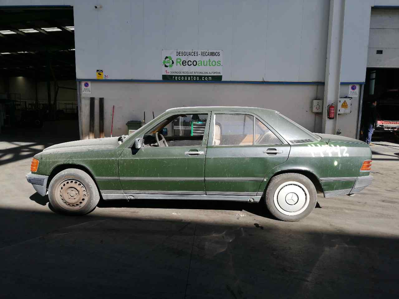 MERCEDES-BENZ 190 (W201) 1 generation (1982-1993) Bagasjelokk bak 4PUERTAS,4PUERTAS+VERDE 19786487