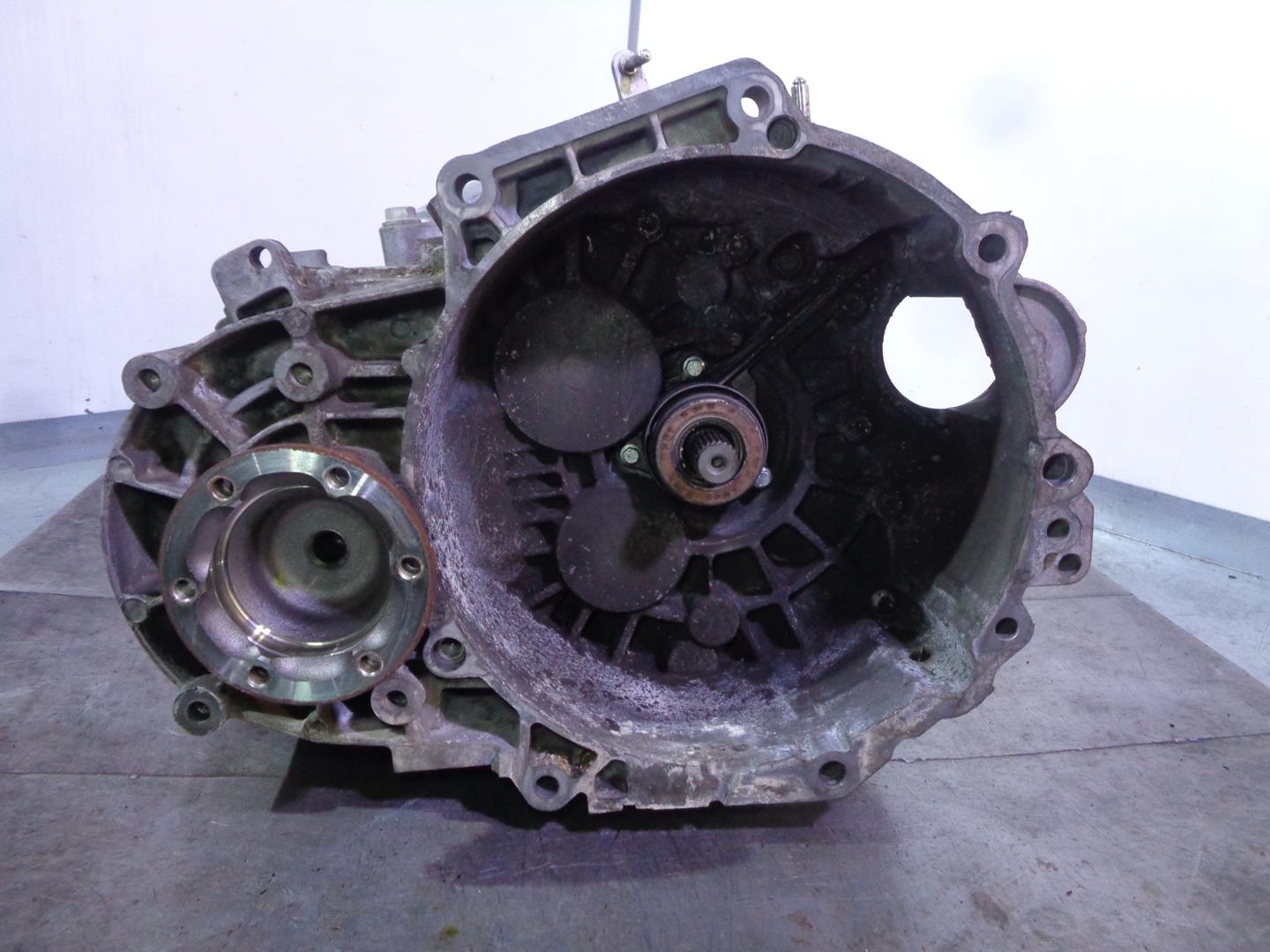 VOLKSWAGEN Passat B6 (2005-2010) Gearbox HDV, HDV170852, 140903118 24550992