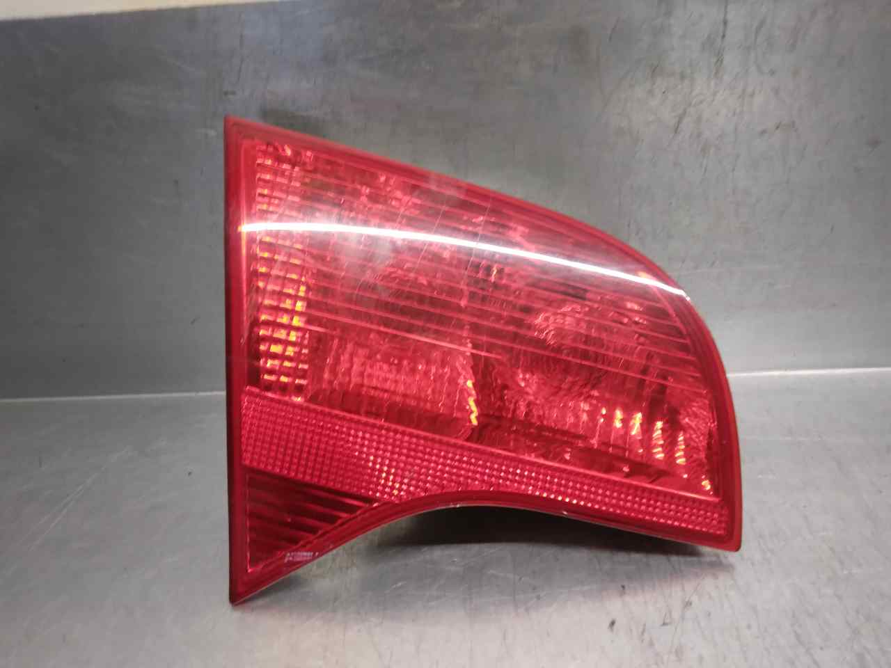 SUZUKI A4 B7/8E (2004-2008) Rear Left Taillight 5PUERTAS,5PUERTAS+DEPORTON 19844380