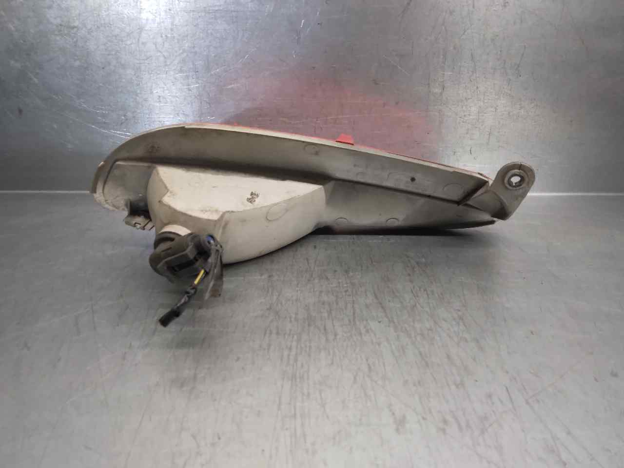 FIAT Grande Punto 1 generation (2006-2008) Feu arrière gauche 51854698 19854096