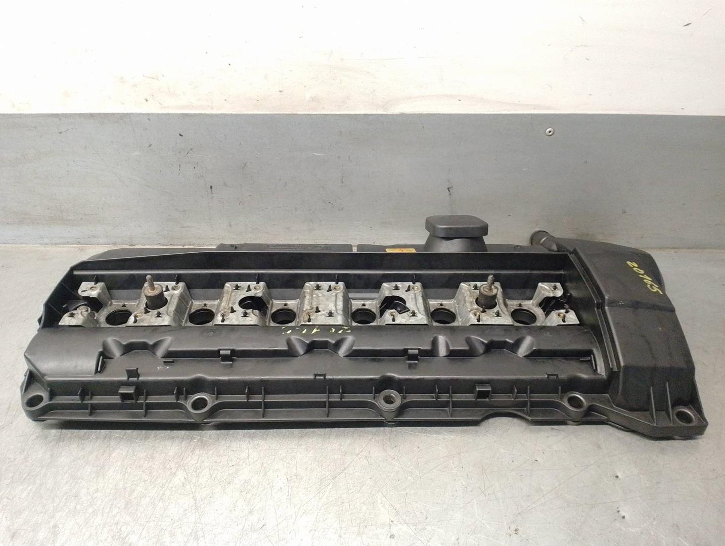 BMW 5 Series E39 (1995-2004) Valve Cover 111217033411, 1928402937 24228185