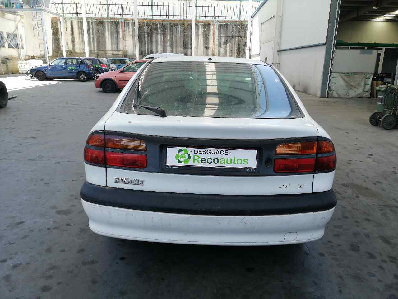 VAUXHALL Laguna 1 generation (1993-2001) Forreste venstre dør indvendige håndtagsramme 5PUERTAS,7700823286+ 19808206