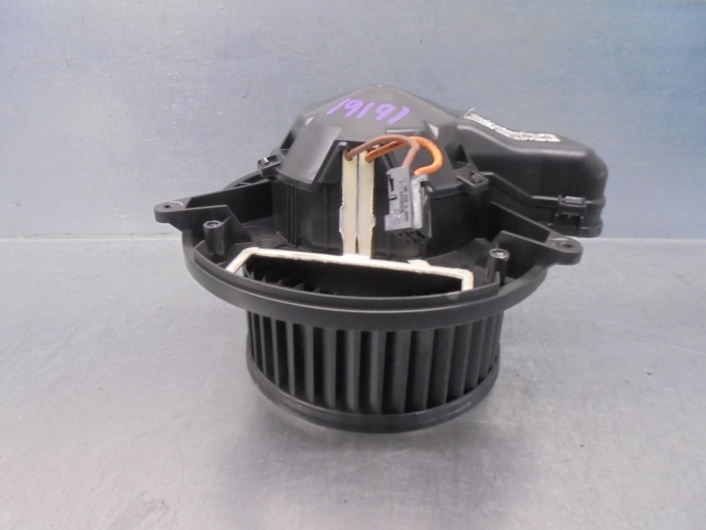 BMW 1 Series F20/F21 (2011-2020) Motor încălzitor interior 64119350395, T1014415A, VALEO 24190971