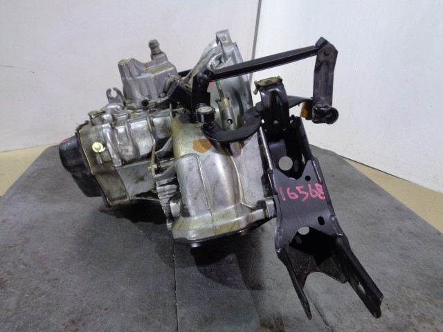 VOLKSWAGEN Corsa B (1993-2000) Gearbox +26453C374 19845127