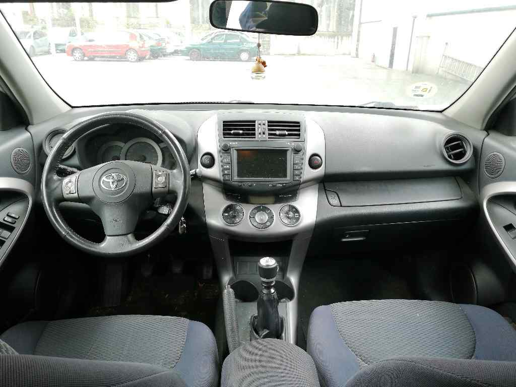 TOYOTA RAV4 2 generation (XA20) (2000-2006) Lämmittimen tuuletin 0638000180 19734480