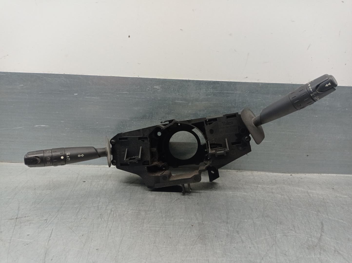 PEUGEOT 607 1 generation (2000-2008) Lukturu vadības slēdzis 9631626080 19916675