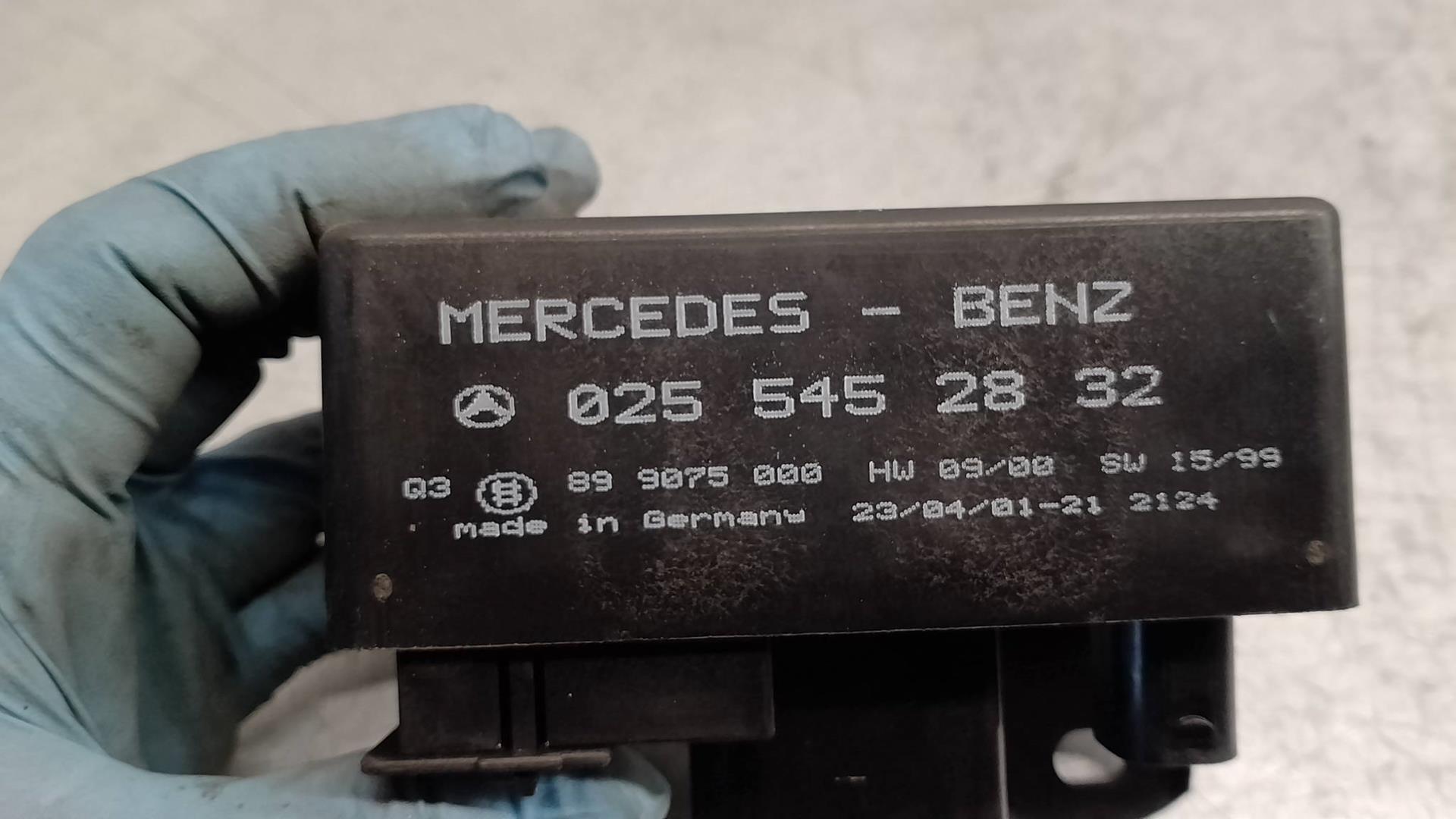 MERCEDES-BENZ A-Class W168 (1997-2004) Rėlė 0255452832, 899075000 24535949