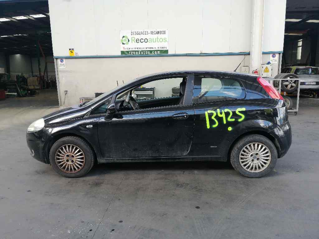 FIAT Grande Punto 1 generation (2006-2008) Radiateur de climatisation BEHR, BEHR+E5444 19747858