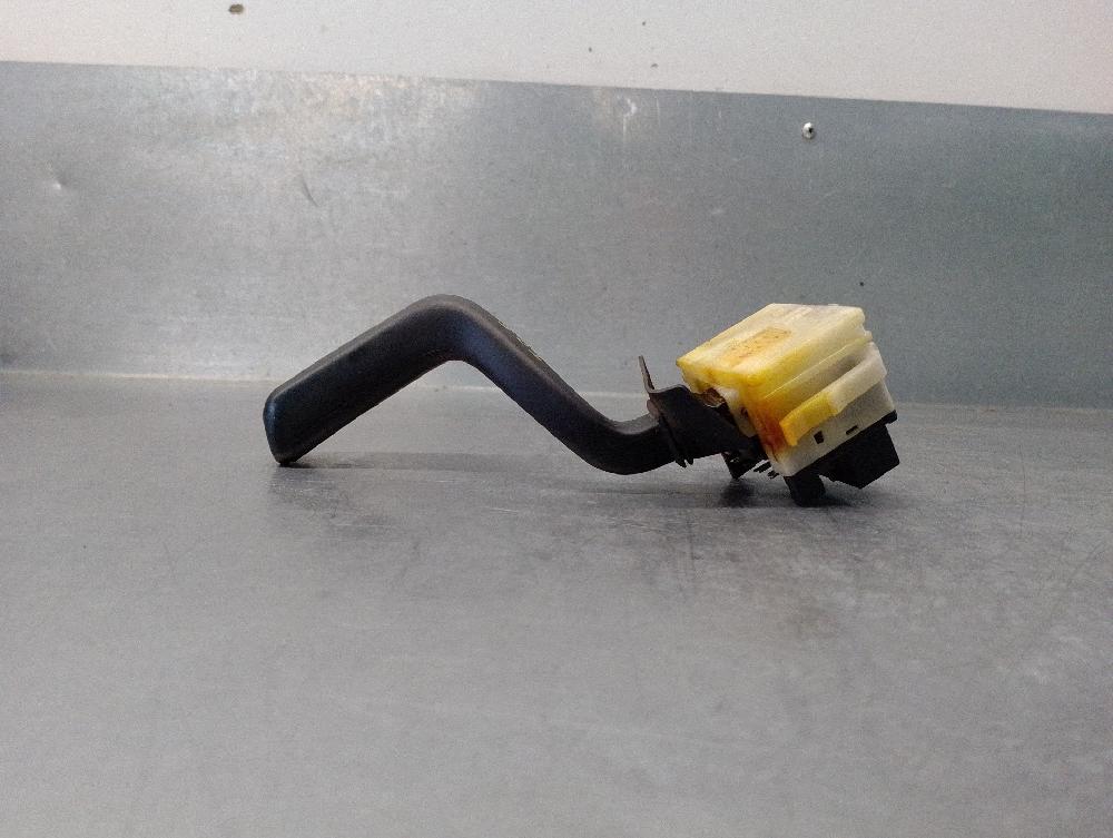 Mando luces B205E 4739488 de Saab 9-5 (ys3e) 2006-2009 150 CV con 164000 km - pieza usada