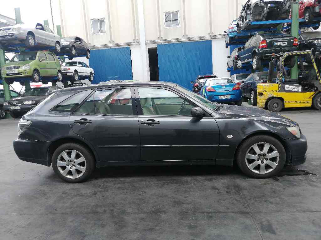 VOLKSWAGEN IS XE10 (1999-2005) Dimljus bak höger 8158053021+ 19736961