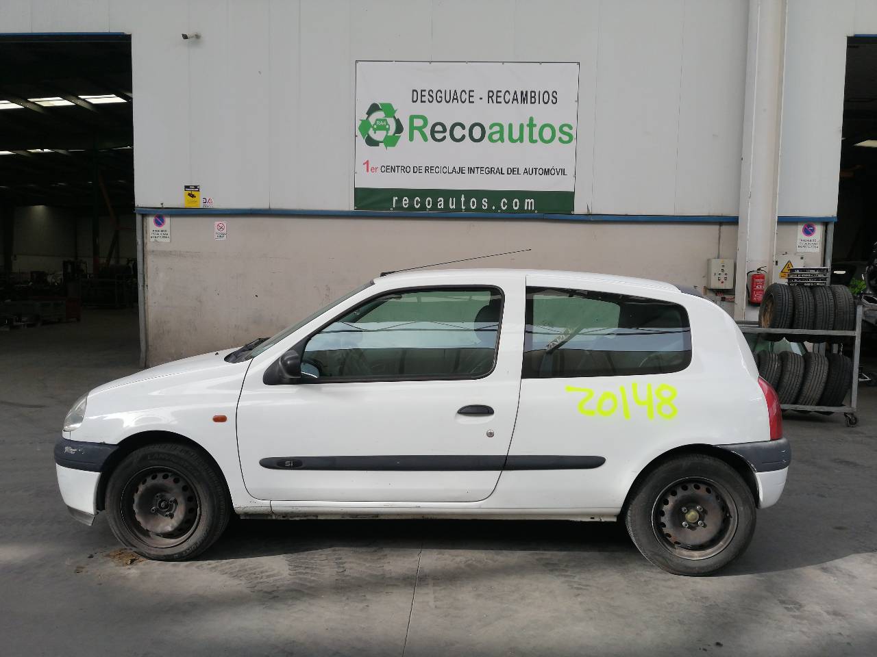RENAULT Clio 3 generation (2005-2012) Speedometer 7700428509, NS0236697D, SAGEM 24220429