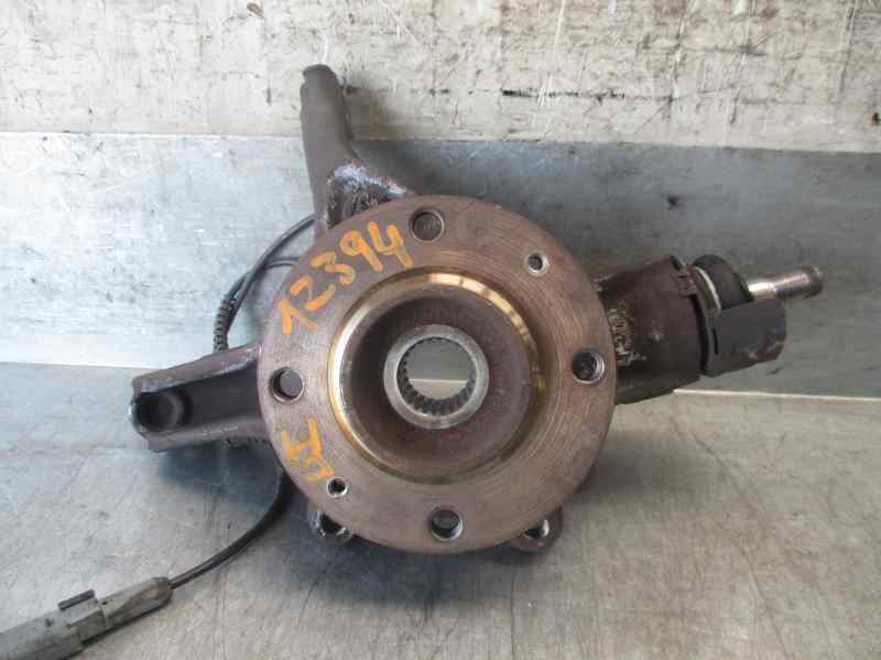 PEUGEOT 308 T7 (2007-2015) Front Left Wheel Hub 19752484