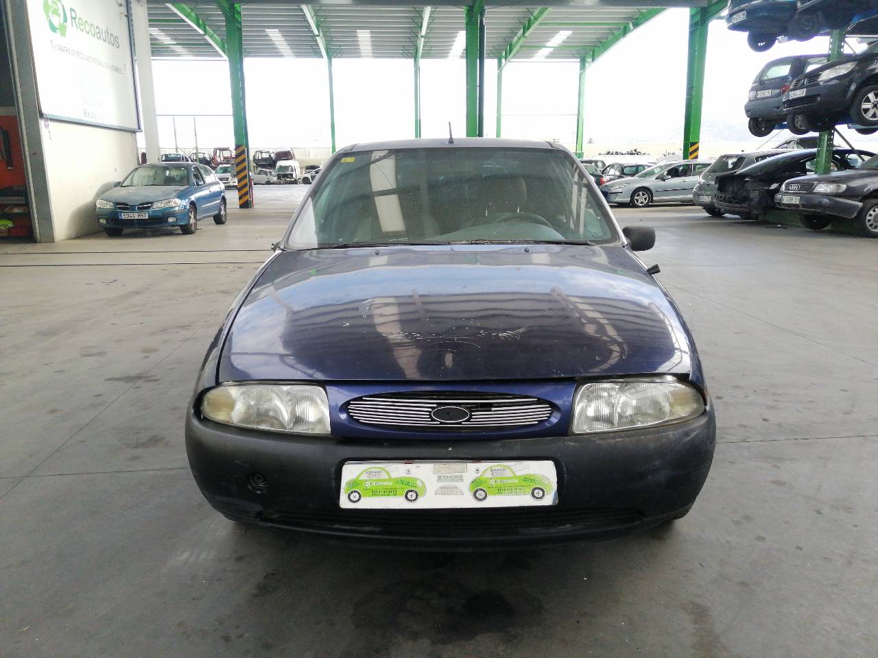 FORD Fiesta 4 generation (1996-2002) Переднее стекло 3536AGN, 43R000305+ 19780772