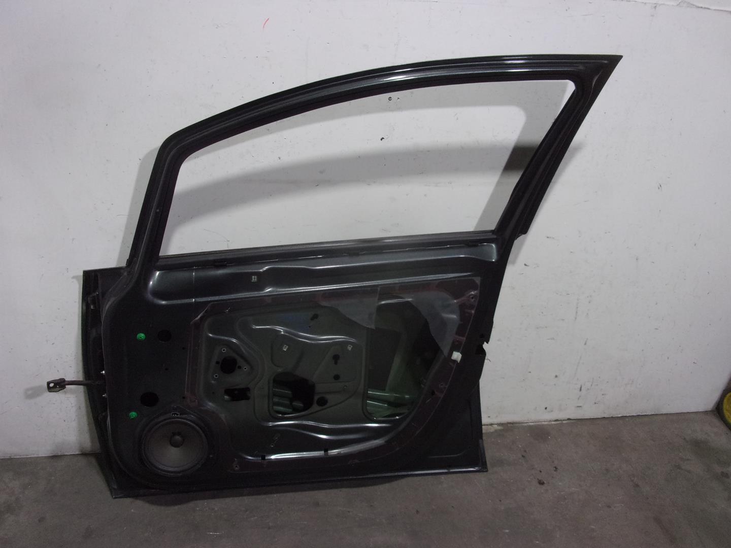 OPEL Corsa D (2006-2020) Передняя правая дверь 124487, GRISOSCURO, 5PUERTAS 23758027