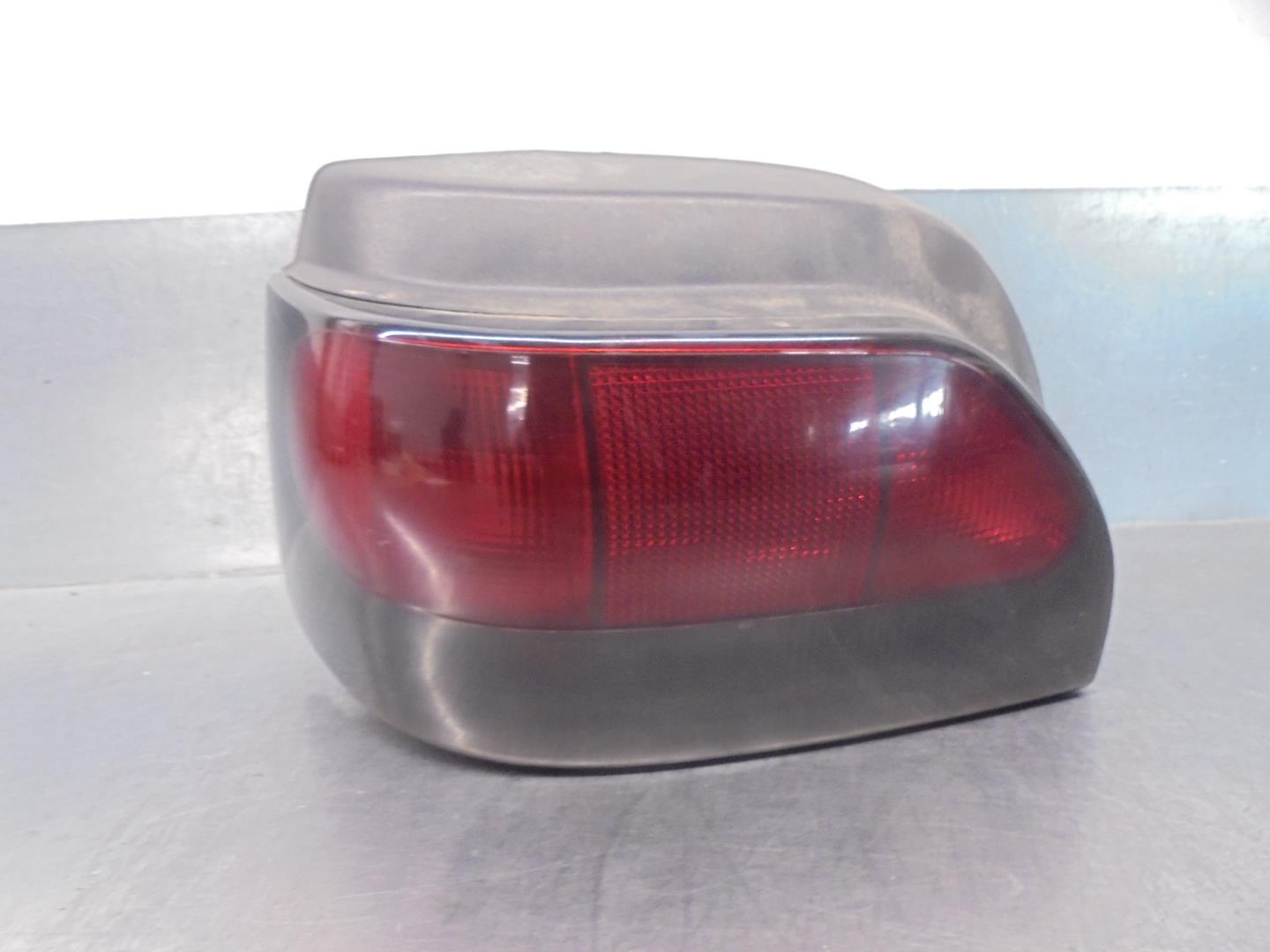 RENAULT Clio 3 generation (2005-2012) Rear Left Taillight 7701039014 24195648