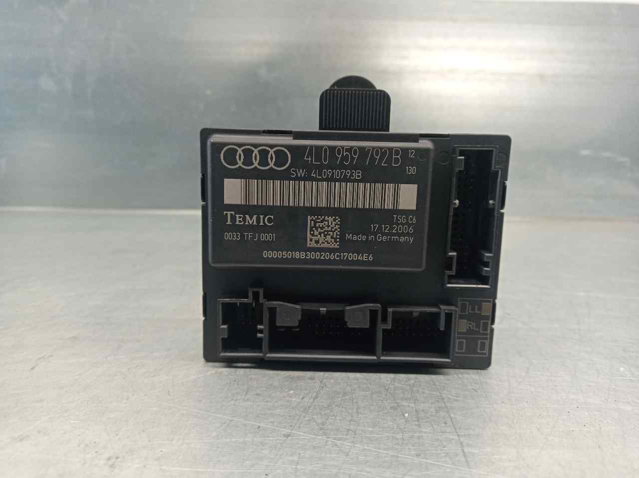 AUDI Q7 4L (2005-2015) Other Control Units 4L0959792B, 0033TFJ0001, TEMIC 19870656