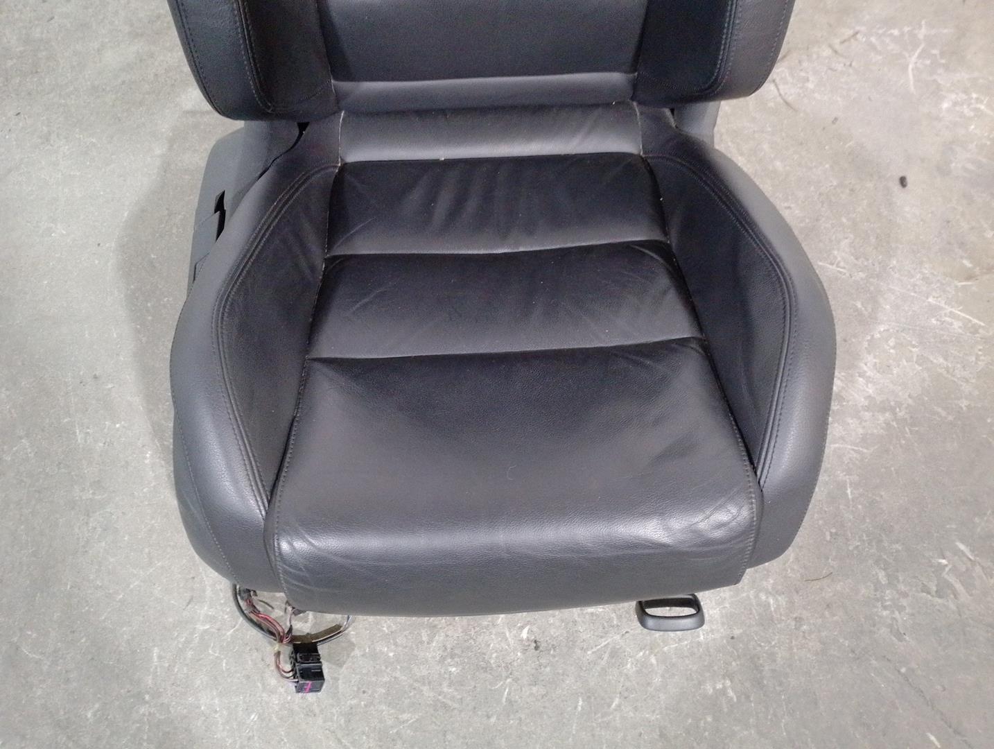 VOLKSWAGEN Golf 6 generation (2008-2015) Front Right Seat 5K3061601A,CUERONEGRO,5PUERTAS 24210551