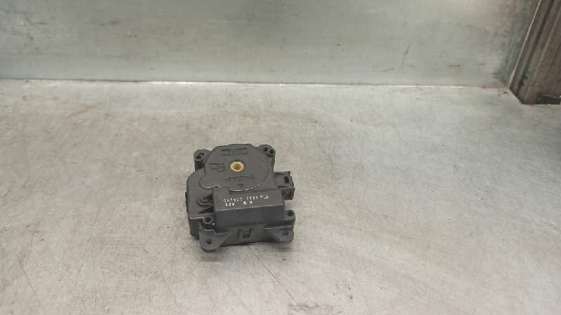 TOYOTA RAV4 2 generation (XA20) (2000-2006) Lämmittimen tuuletin 0638000171 19734479