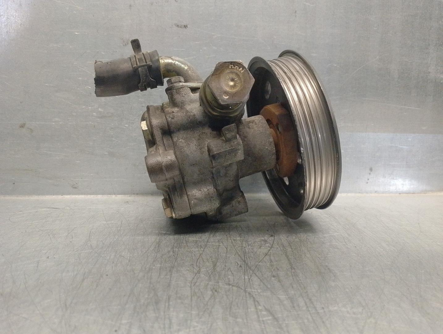 SEAT Leon 1 generation (1999-2005) Power Steering Pump 1J0422154A, KV17001, KYB 19887444