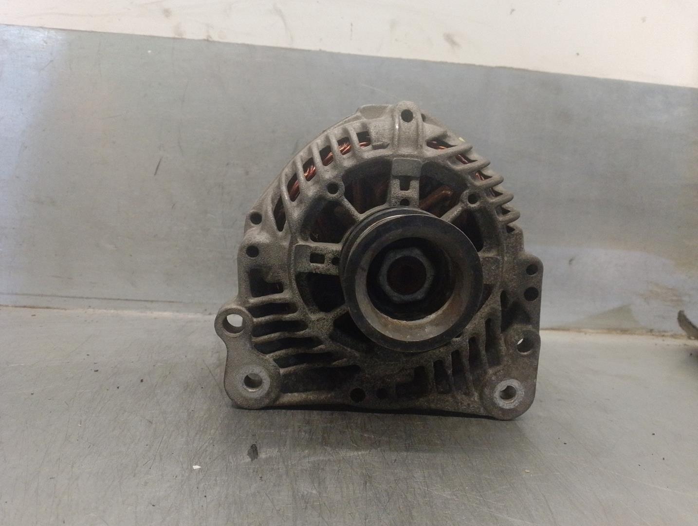 VOLKSWAGEN Golf 3 generation (1991-1998) Alternator 037903023G, 2541815A, VALEO 19927664