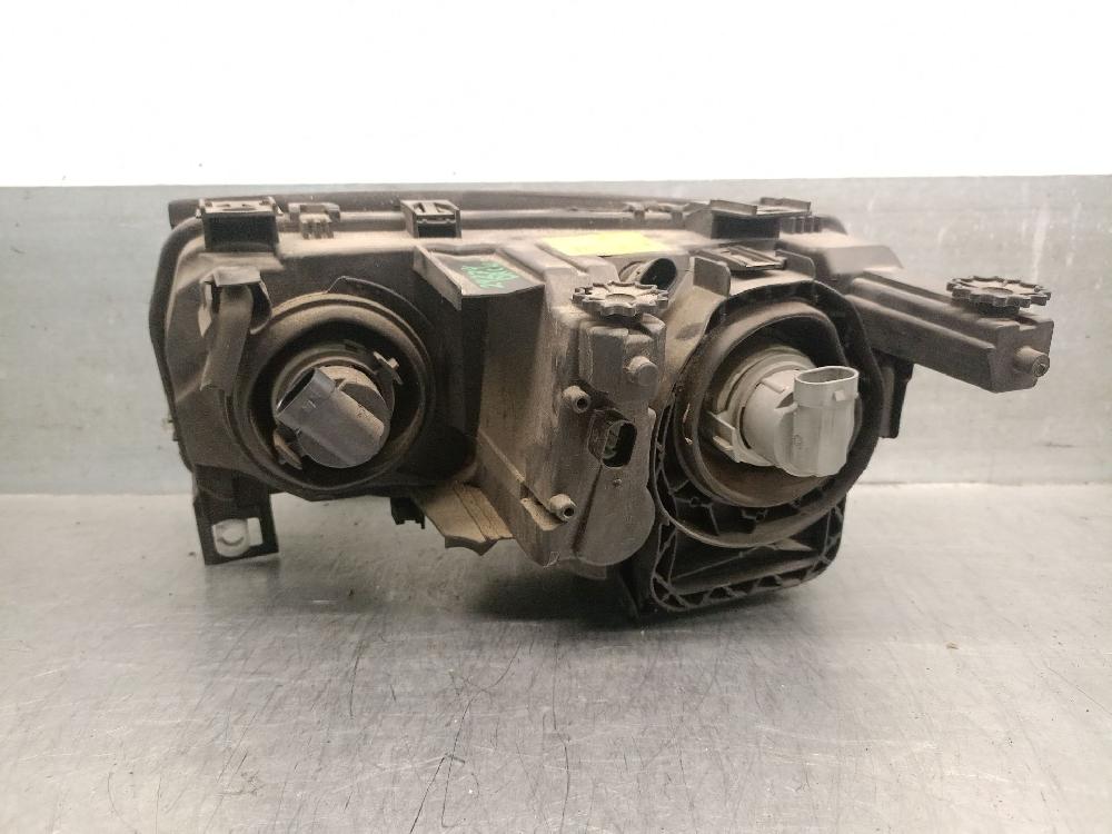Faro derecho 204D4 63126901970 de Bmw 3 compact (e46) 2001-2005 150 CV con 230000 km - pieza usada