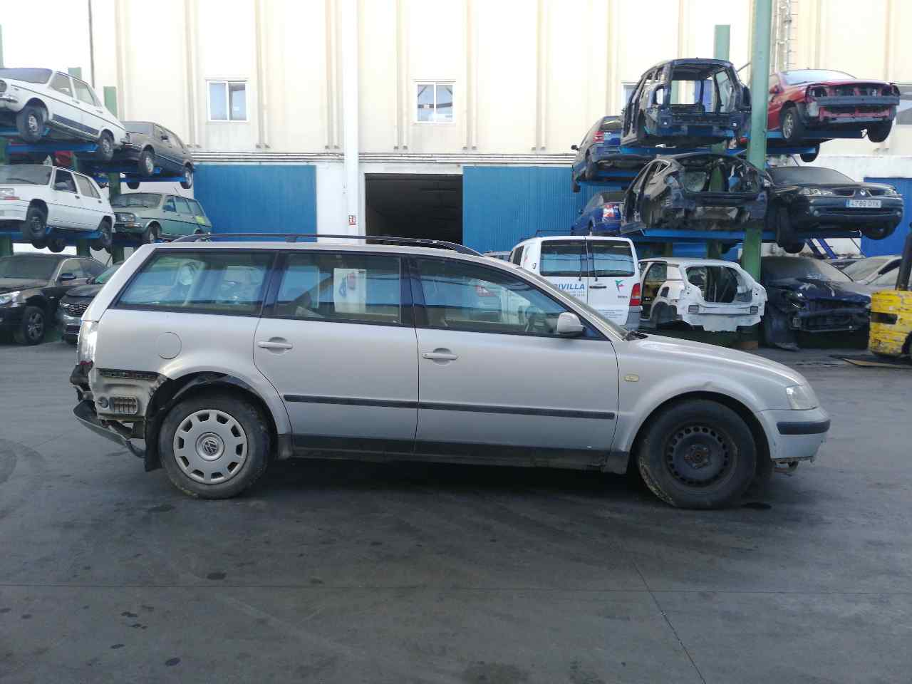 VOLKSWAGEN Passat Variant 1 generation (2010-2024) Задний левый амортизатор K170125N, MONROE 19782451