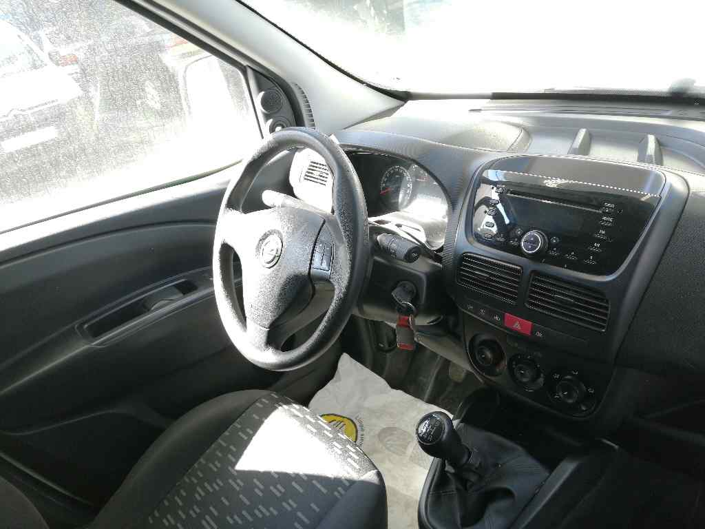 OPEL Combo D (2011-2020) Охлаждающий радиатор +164210100 19727429