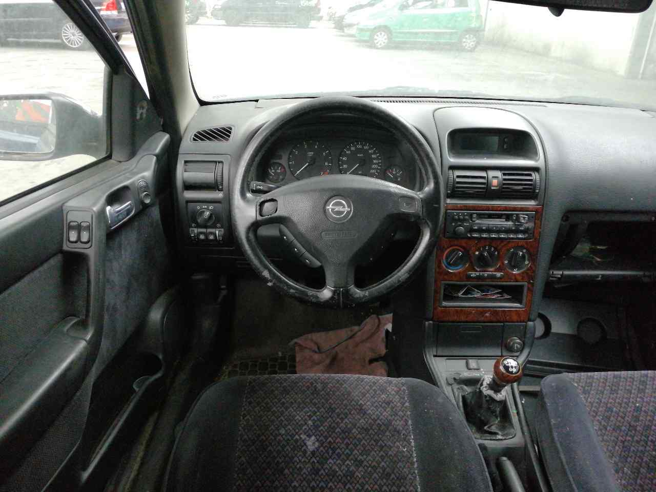 VAUXHALL Astra H (2004-2014) Galinių dešinių durų spyna 3PINES,5PUERTAS,90561158+ 21696511