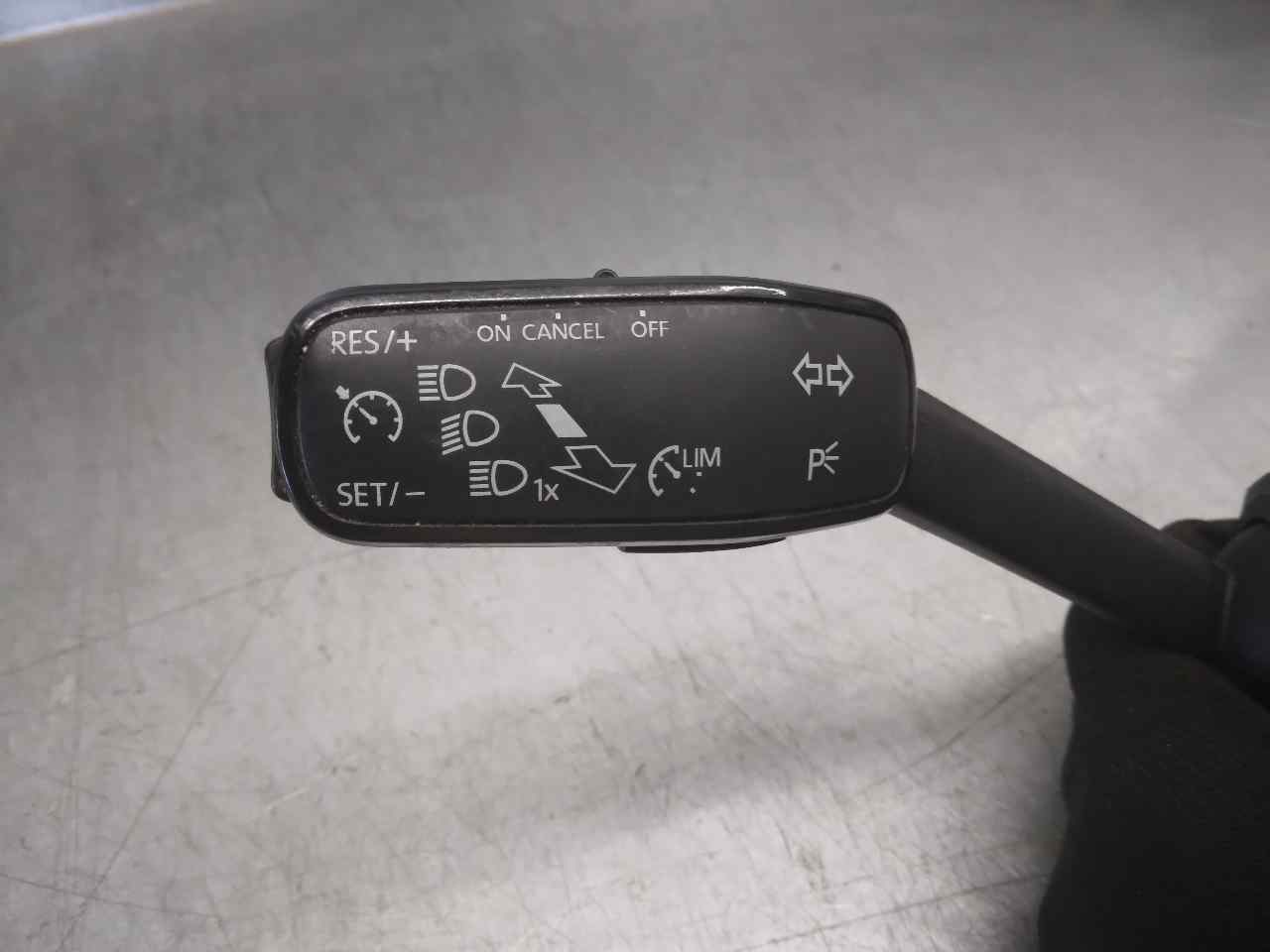 KIA Yeti 1 generation (2009-2018) Headlight Switch Control Unit 5Q0953521EM 19824378