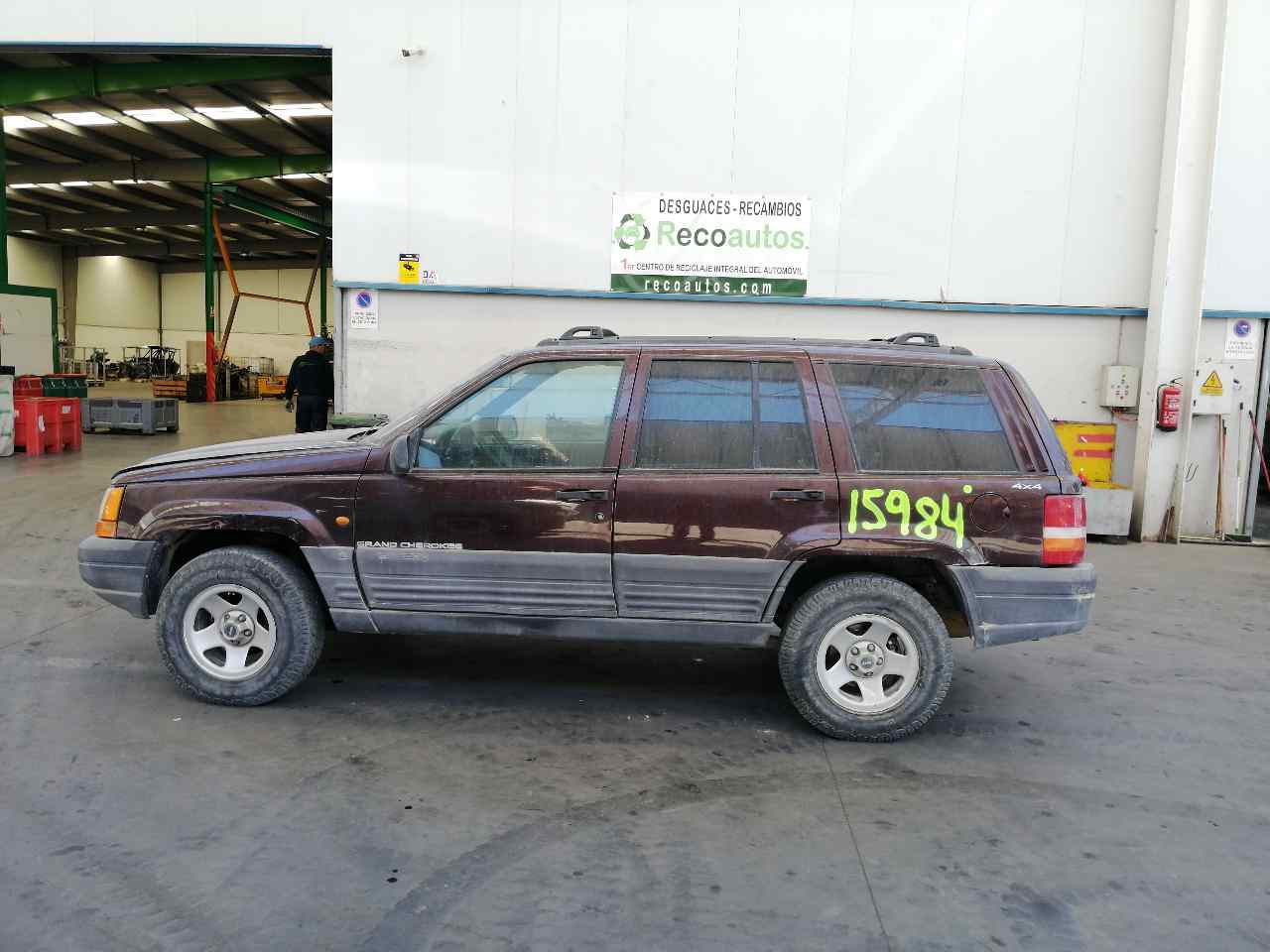 BMW Grand Cherokee Capotă +GRANATE 24550053