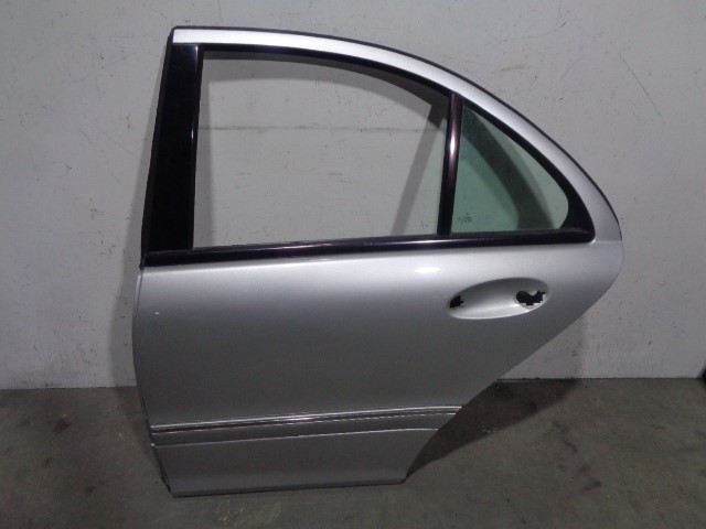 MERCEDES-BENZ C-Class W203/S203/CL203 (2000-2008) Rear Left Door A2037300705, GRIS, 4PUERTAS 19914689