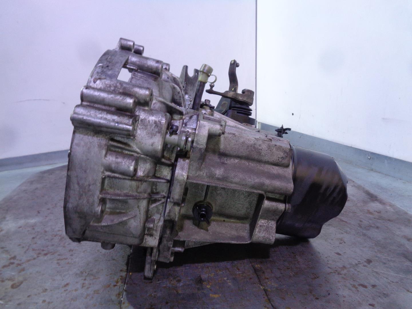 RENAULT Megane 2 generation (2002-2012) Gearbox JR5119,R002514,7702302093 24200091