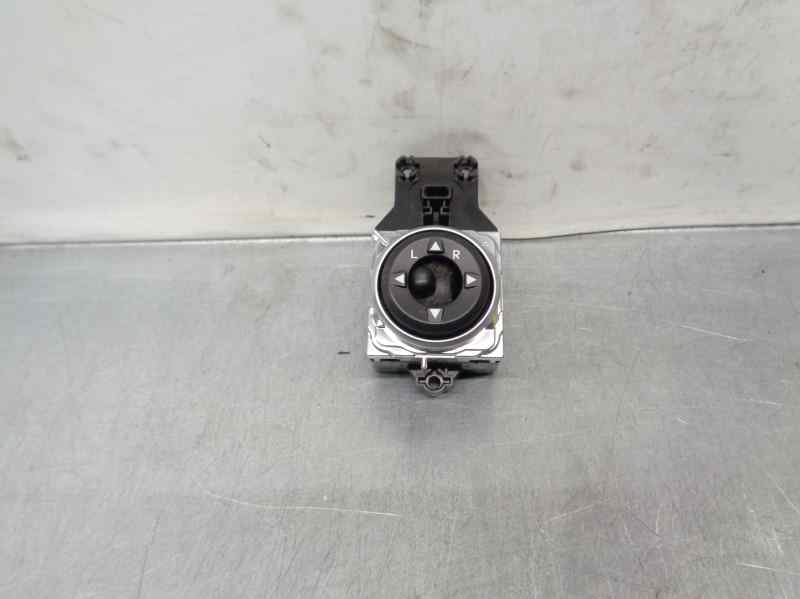 HYUNDAI i30 GD (2 generation) (2012-2017) Andre kontrolenheder 39Y4811110 19717059