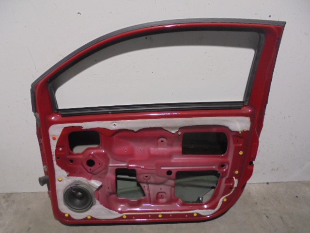 FIAT 500 2 generation (2008-2024) Priekinės dešinės durys 51779919, ROJAYBLANCA, 3PUERTAS 24549855
