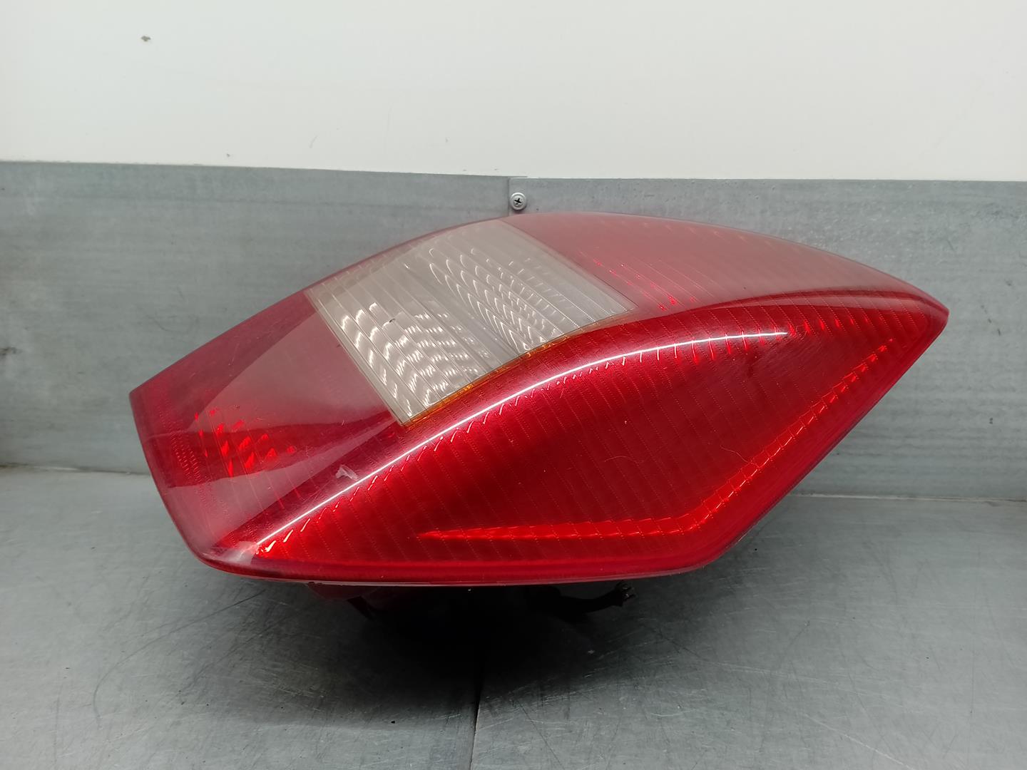CITROËN C2 1 generation (2003-2009) Rear Right Taillight Lamp 9649864480, 3PUERTAS 24192302