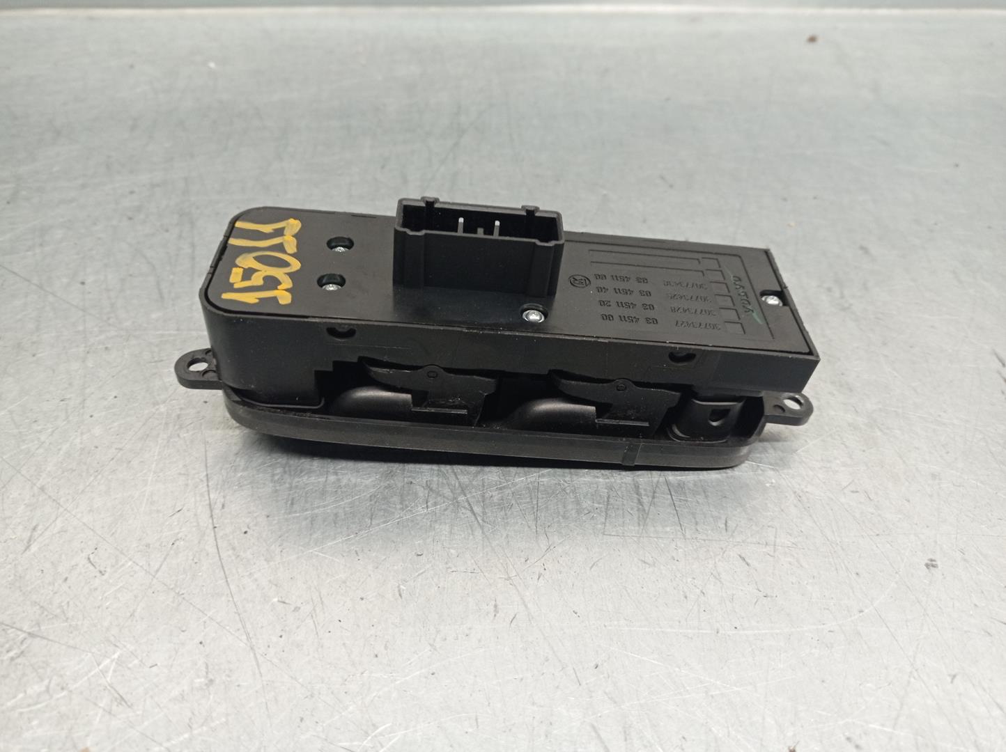 VOLVO S40 2 generation (2004-2012) Commutateur de fenêtre de porte avant gauche 30773427 19794708