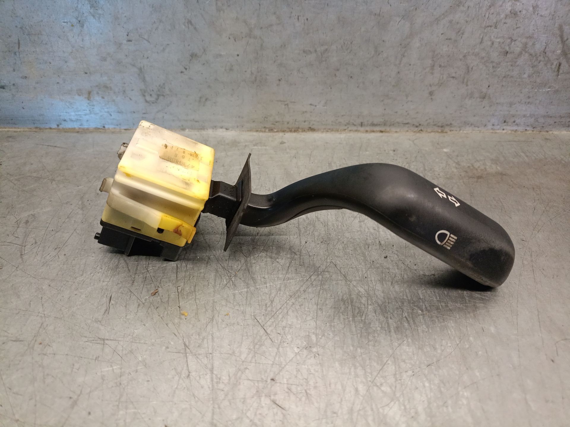 Mando luces B205E 4739488 de Saab 9-5 (ys3e) 2006-2009 150 CV con 270000 km