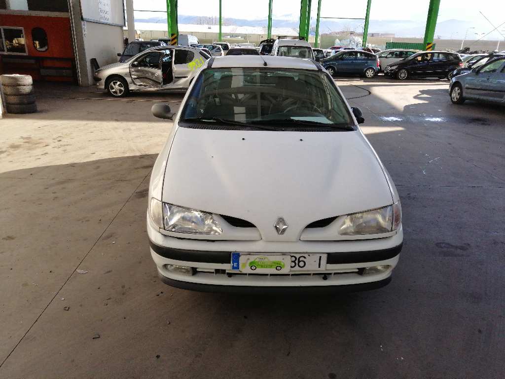 KIA Megane 2 generation (2002-2012) Vasen takavalo DEPORTON, 4PUERTAS, 7700838532+ 19667753