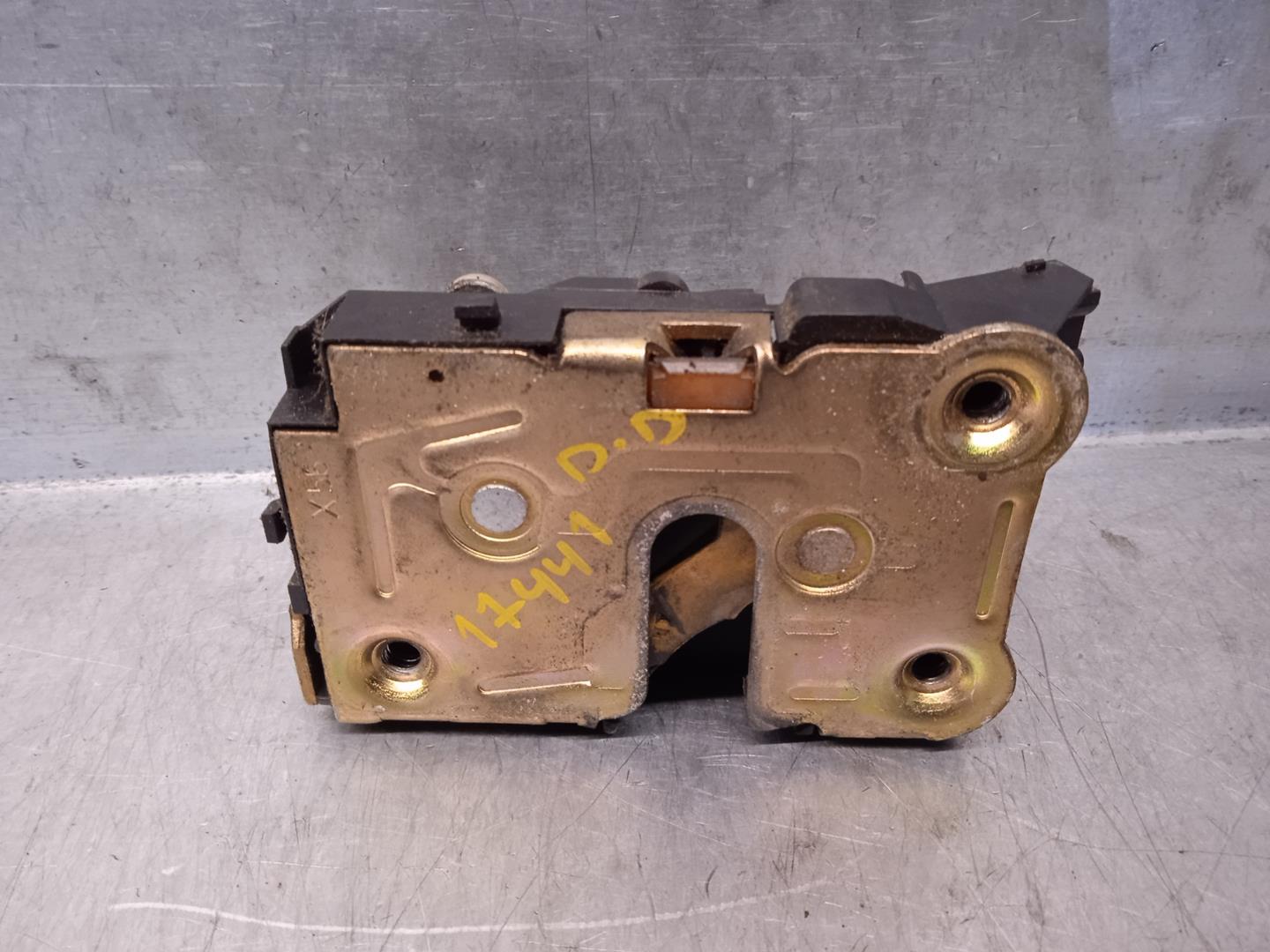 RENAULT Clio 2 generation (1998-2013) Front Right Door Lock 7701036101, 3PUERTAS 19875464