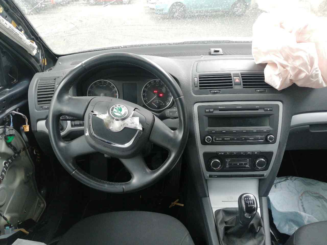 SKODA Octavia 2 generation (2004-2013) Mâner de deschidere interioară dreapta spate 4PUERTAS, 1Z0839248+ 19788988