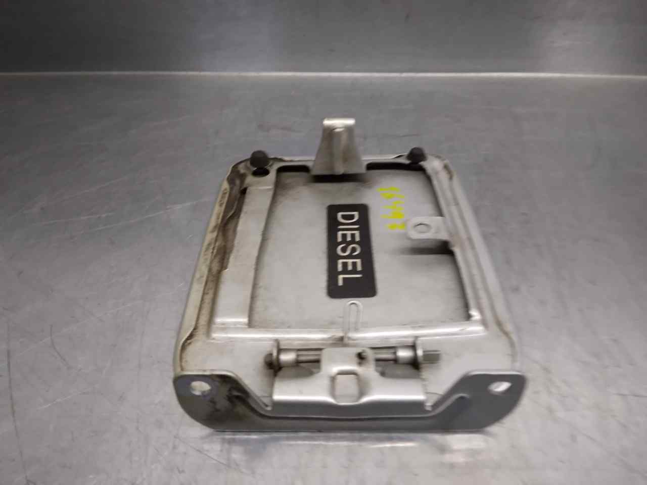 HYUNDAI Accent LC (1999-2013) Bränsletanklock 6951022010 19842332