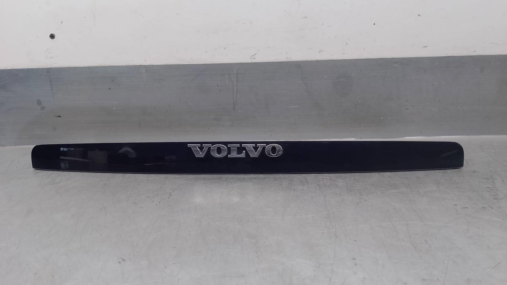 VOLVO V50 1 generation (2003-2012) Άλλα μέρη του σώματος 30699682,3PINES,5PUERTAS 24213119