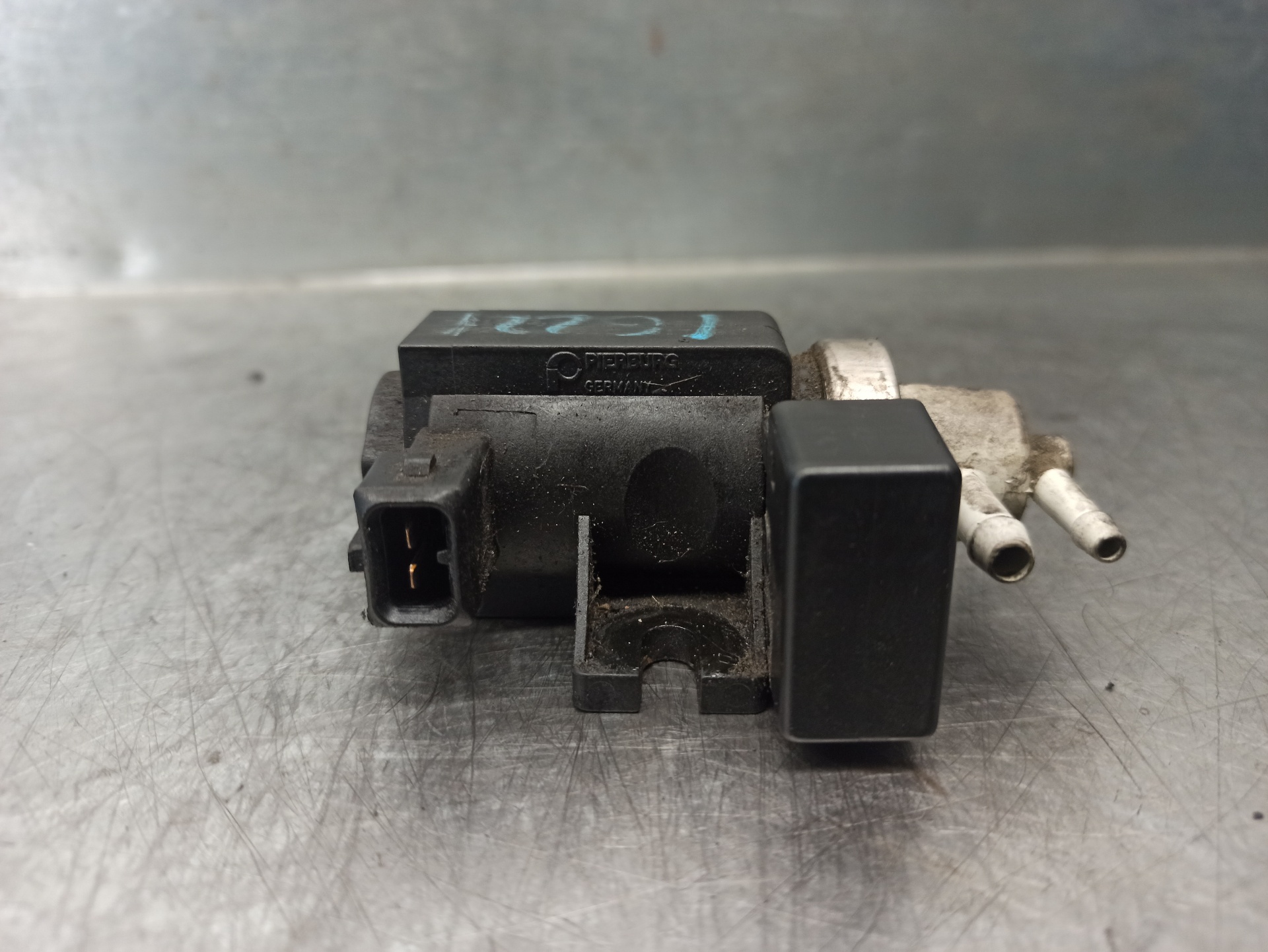 SUBARU Carisma 1 generation (1995-2004) Solenoid Valve PIERBURG,PIERBURG+72190338 19833240